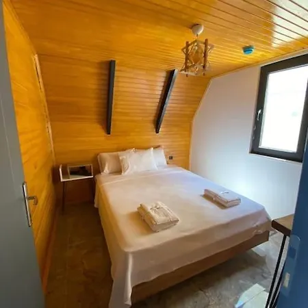 Chalet Bungorise Ikiz 2